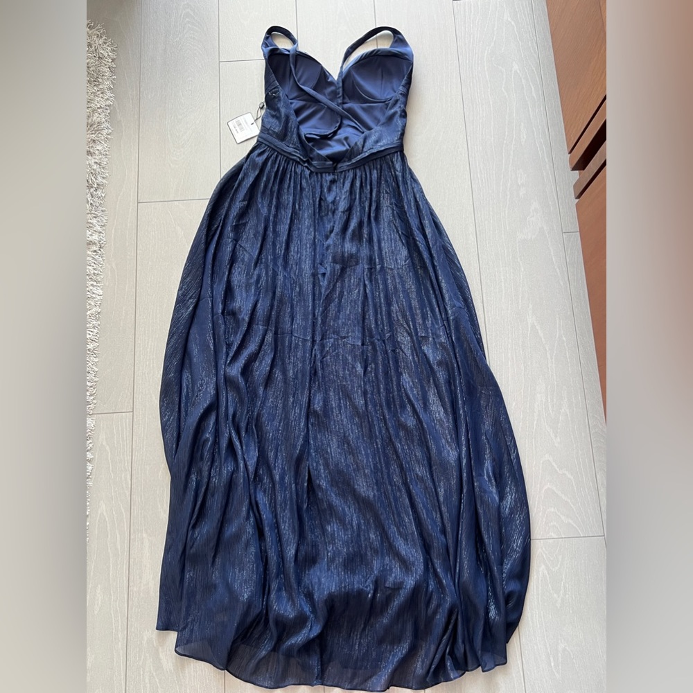 Long Navy dress - Picture 2 of 4